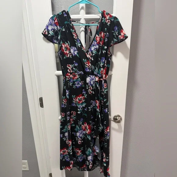 Xhilaration Floral Print Wrap Dress - Picture 3 of 11
